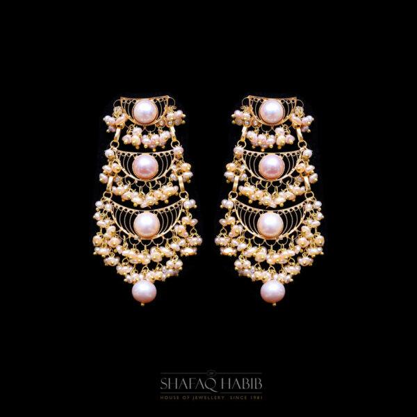 Enhance Your Elegance with Gold Earrings Featuring Pink Pearl Studs and Floral Crosscut Diamond in Palladium