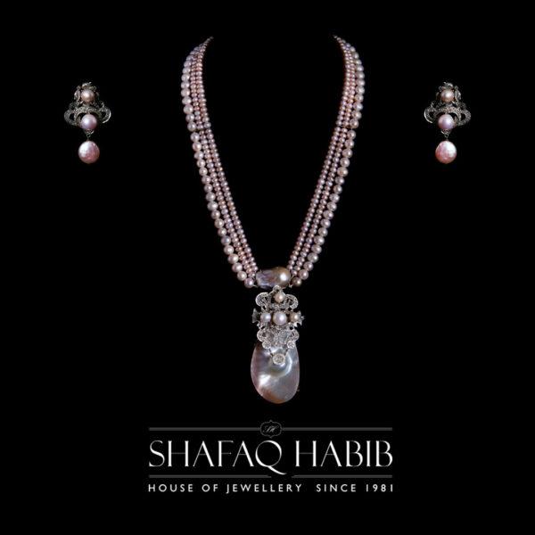 Diamond Necklace ans earring pair by Shafaq Habib