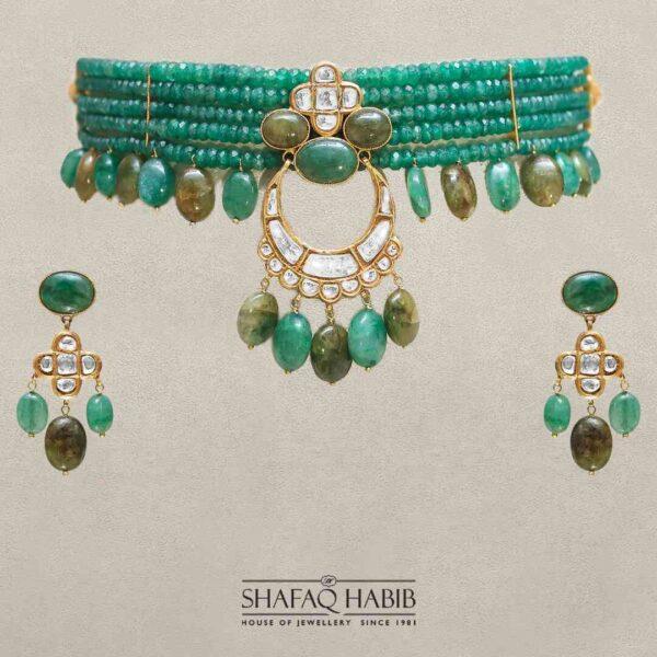 bridal jewelry choker set with emerald and kundn with earring pair by shafaq habib